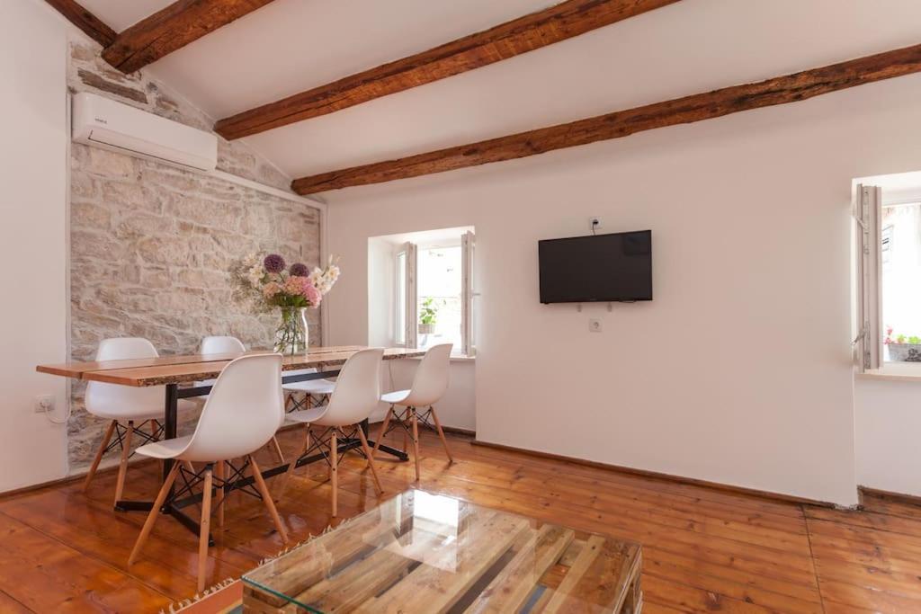 Vintage Apartment Rovinj Old Town Exteriér fotografie